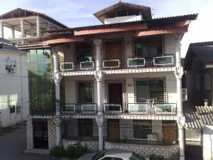 فروش فوری یک طبقه کامل با دید کامل دریا و کوه در رامسر