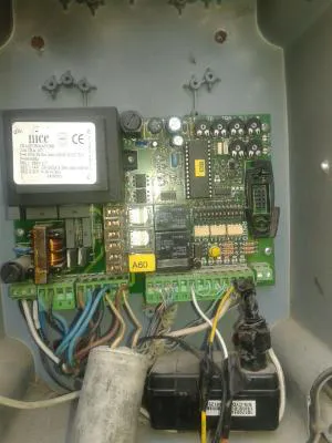 نصب و تعمیرات آیفون تصویری و جک پارکینگی