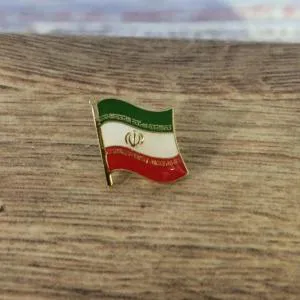 ساخت انواع بج سينه در مدل ها و سايزهاي متفاوت