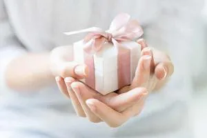 هدایای تبلیغاتی آراگیفت