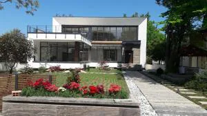 فروش یک دستگاه ویلای مردن در نوشهر سیسنگان