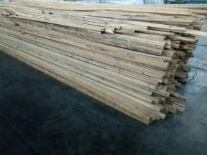 چوب روسی به ابعاد 4x5سانتی متر به طول 6 متر