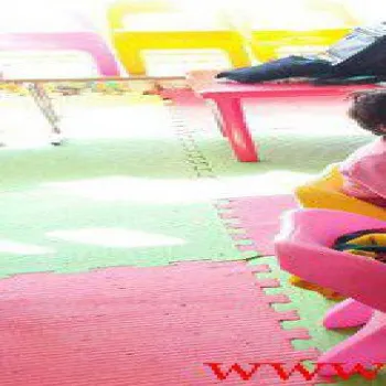 استخدام مربی رباتیک در مراکز اموزشی سراسر کشور